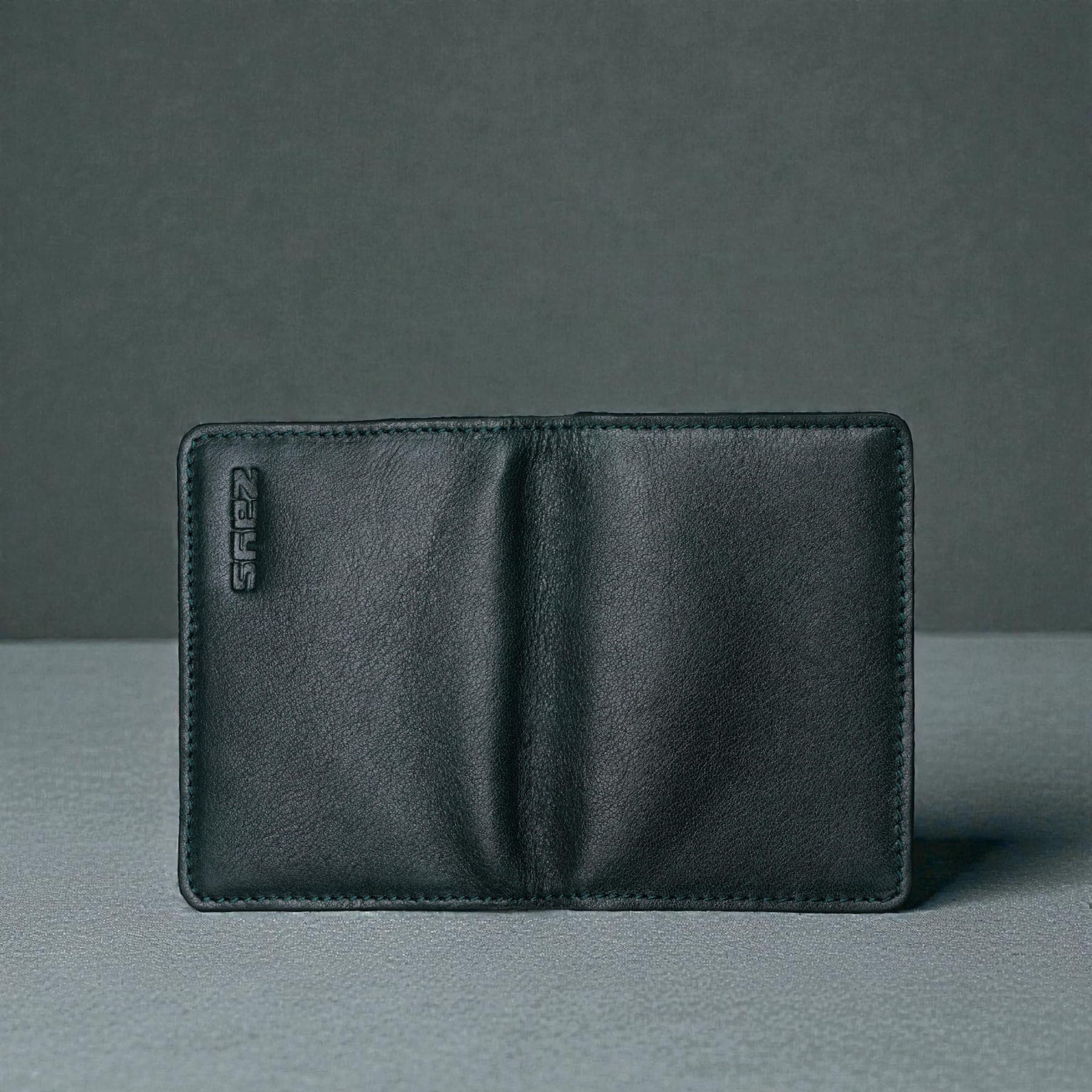 Zays Premium Leather Magnetic Card Holder - Slim and Eco-Friendly Mini Wallet for Unisex - Handmade Secure Compact and Stylish Design (ZCW113 - Bottle Green)