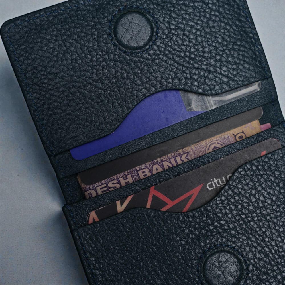 Zays Premium Leather Magnetic Card Holder - Slim and Eco-Friendly Mini Wallet for Unisex - Handmade Secure Compact and Stylish Design (ZCW120-Dark Grey)