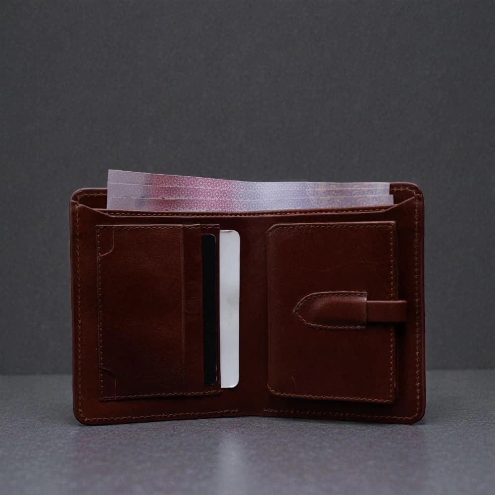 ZAYS Premium Handcrafted Oil Pull Up Leather Slim Bifold Wallet for Unisex - Genuine Eco-Tanned Cowhide - Durable Stylish Everyday Leather Wallet Bangladesh - ZSW132-Red Brown
