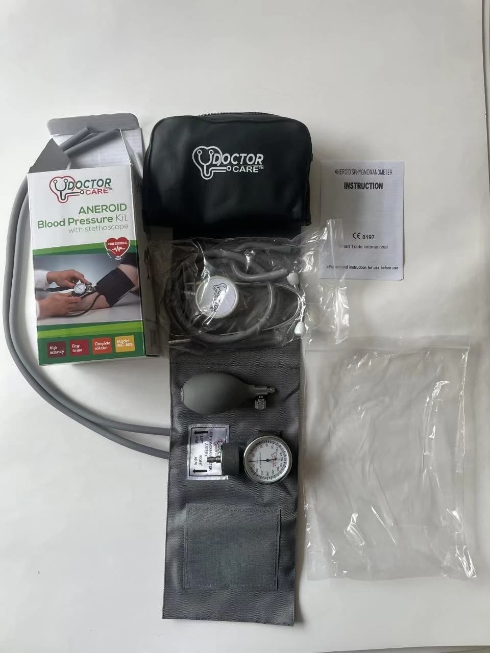 Doctor Care KS-2201 Professional Manual Analog Blood Pressure Machine Set
