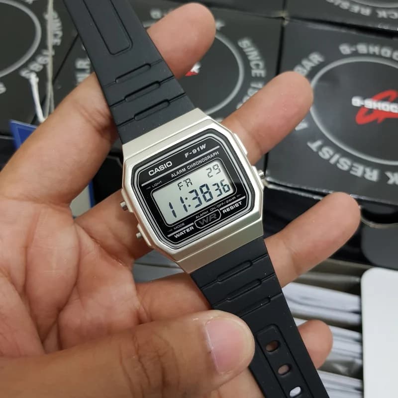 Casio F-91WM-7ADF Classic Retro Digital Fiber Belt Watch