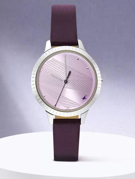 Picture of Fastrack Stunners 3.0 Analog Watch For Women 6267SL01